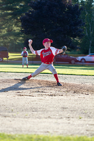 2012 Ararat 9U-80